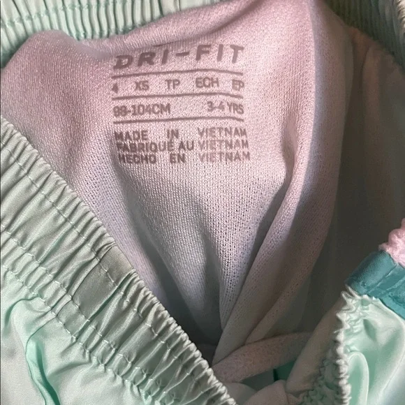 Toddler Nike Dri Fit Shorts Trio - Picture 2 of 5